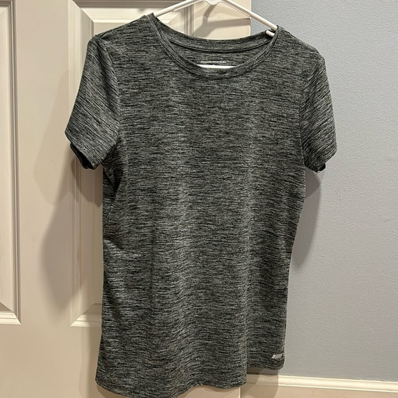 Dry-fit Top - Picture 1 of 1